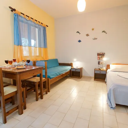 Kalypso Studios&apartments * Karavomylos