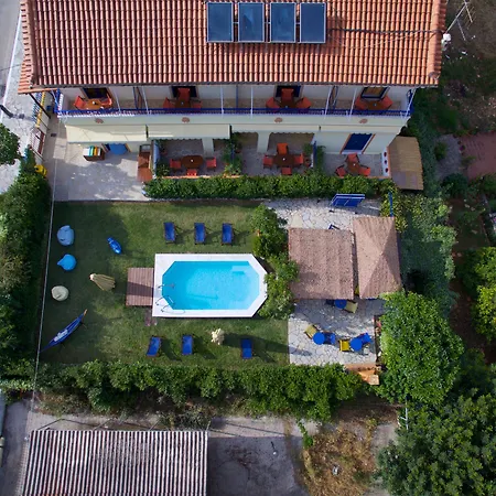 Kalypso Studios&apartments * Karavomylos