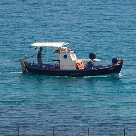 Apartment Kalypso Studios & Karavomylos