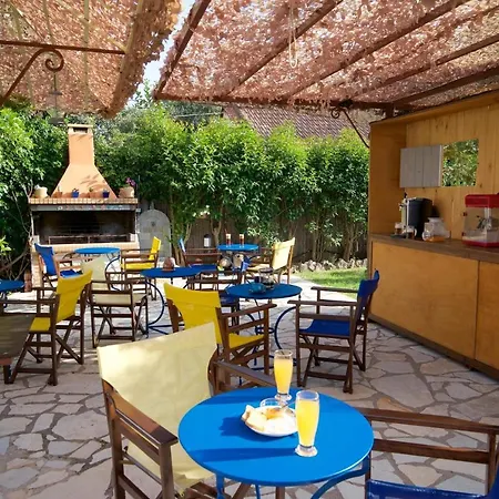 Kalypso Studios & Apartment *