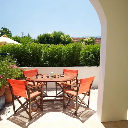 Kalypso Studios & Apartment Karavomylos