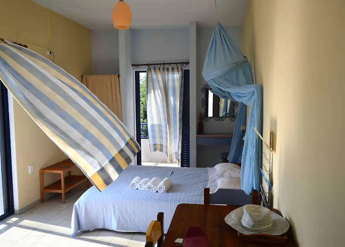 Kalypso Studios & Apartment Karavomylos