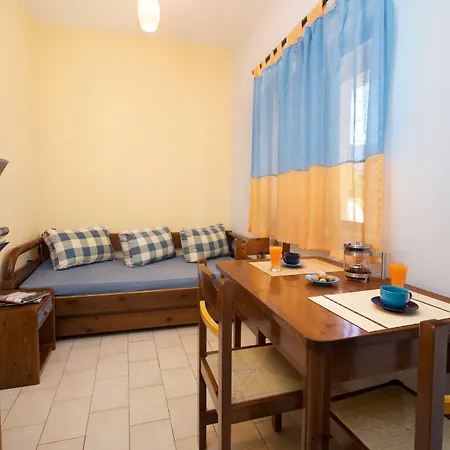 Kalypso Studios & Apartment *